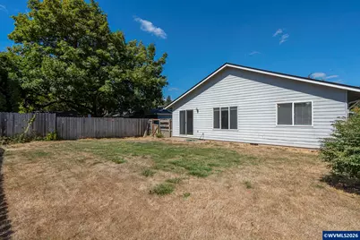 955 Margaret St E, Monmouth, OR 97361 - Photo 32