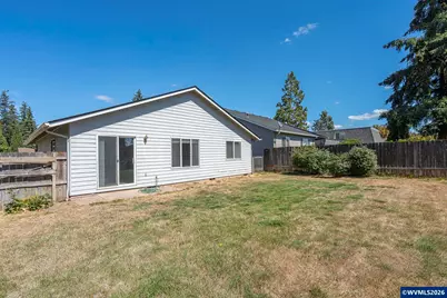 955 Margaret St E, Monmouth, OR 97361 - Photo 30