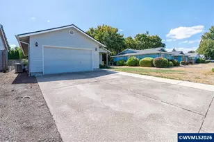 955 Margaret St E, Monmouth, OR 97361 - Photo 36