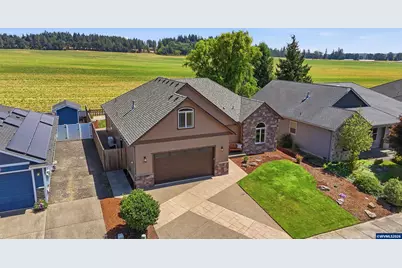 151 N 13th St, Jefferson, OR 97352 - Photo 2