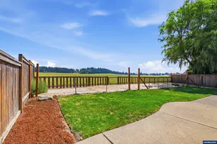 151 N 13th St, Jefferson, OR 97352 - Photo 40