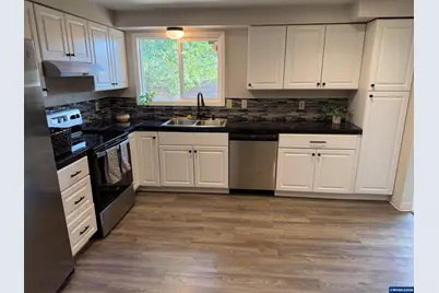 2368 Aldine Ct NE, Keizer, OR 97303 - Photo 8