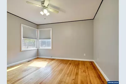 845 S Water St, Silverton, OR 97381 - Photo 16