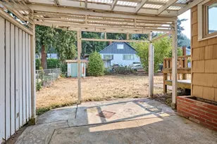 845 S Water St, Silverton, OR 97381 - Photo 44