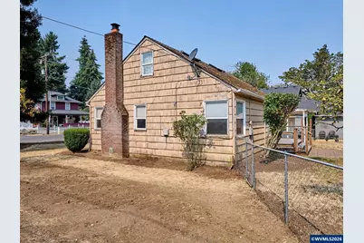 845 S Water St, Silverton, OR 97381 - Photo 36