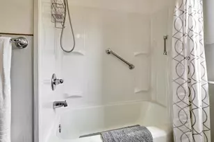 845 S Water St, Silverton, OR 97381 - Photo 20