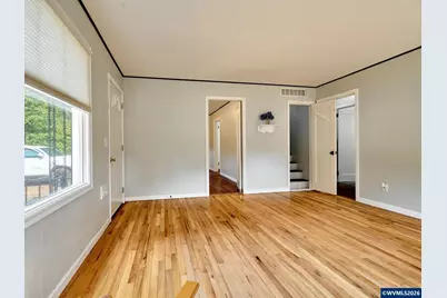 845 S Water St, Silverton, OR 97381 - Photo 6