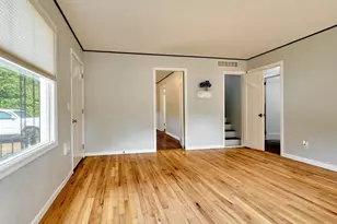 845 S Water St, Silverton, OR 97381 - Photo 6