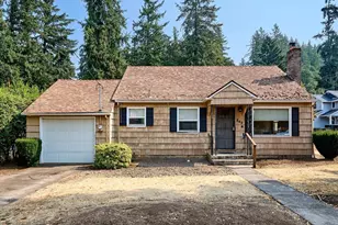 845 S Water St, Silverton, OR 97381 - Photo 1