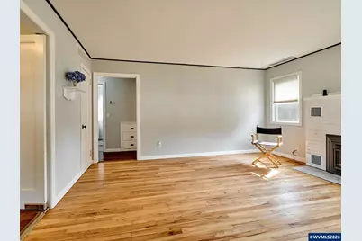 845 S Water St, Silverton, OR 97381 - Photo 4
