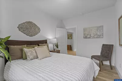 260 20th St SE, Salem, OR 97301 - Photo 16