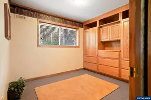 481 NW Douglas St, Dallas, OR 97338 - Photo 36