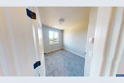 200 Gwinn St E, Monmouth, OR 97361 - Photo 12