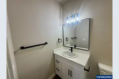 200 Gwinn St E, Monmouth, OR 97361 - Photo 6