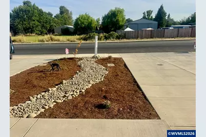 200 Gwinn St E, Monmouth, OR 97361 - Photo 34