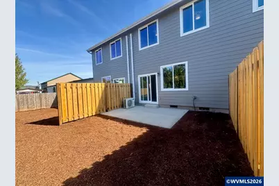 200 Gwinn St E, Monmouth, OR 97361 - Photo 28