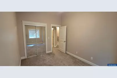 211 Silver Unit I St, Silverton, OR 97381 - Photo 18