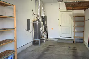 211 Silver St, Silverton, OR 97381 - Photo 20