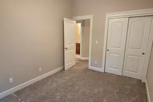 211 Silver St, Silverton, OR 97381 - Photo 16