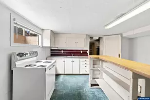 470 Miller St SE, Salem, OR 97302 - Photo 18