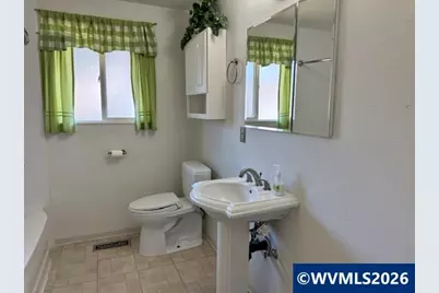 665 Oak St, Aumsville, OR 97325 - Photo 8