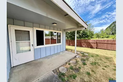 201/203 SE Bridgeway Av, Corvallis, OR 97333 - Photo 2
