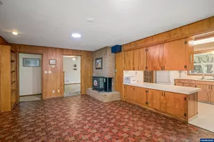 2030 21st St NE, Salem, OR 97301 - Photo 14