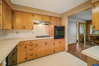 2030 21st St NE, Salem, OR 97301 - Photo 12