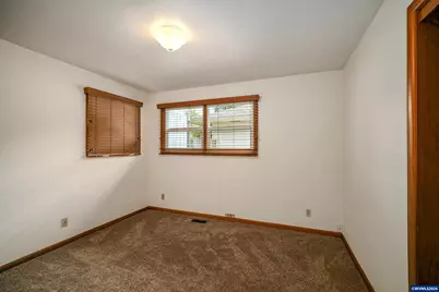 2030 21st St NE, Salem, OR 97301 - Photo 22