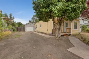 1118 Park Ave NE, Salem, OR 97301 - Photo 2
