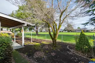 474 E Clackamas Cir, Woodburn, OR 97071 - Photo 38