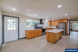 40200 Providence Dr, Scio, OR 97374 - Photo 6