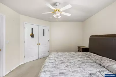 400 Hickory Ct, Lyons, OR 97358 - Photo 24