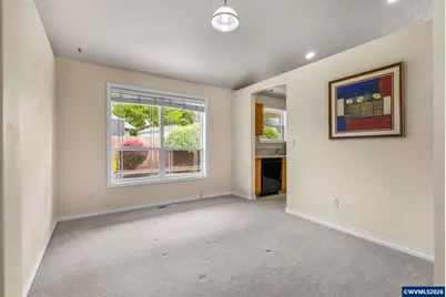 400 Hickory Ct, Lyons, OR 97358 - Photo 8
