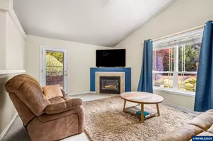400 Hickory Ct, Lyons, OR 97358 - Photo 14