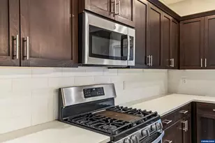 7177 SE Sarah Dr, Corvallis, OR 97330 - Photo 18