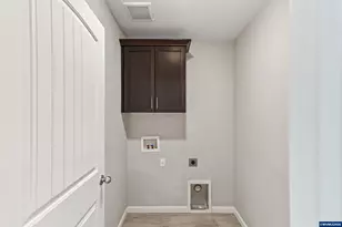 7177 SE Sarah Dr, Corvallis, OR 97330 - Photo 30