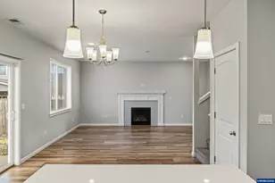 7177 SE Sarah Dr, Corvallis, OR 97330 - Photo 12