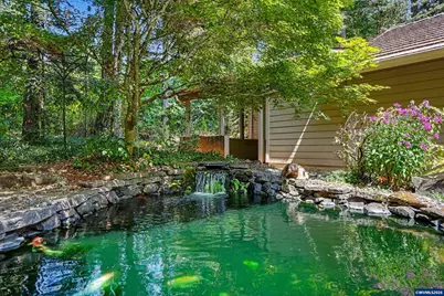 8930 NW Lorri Pl, Corvallis, OR 97330 - Photo 40