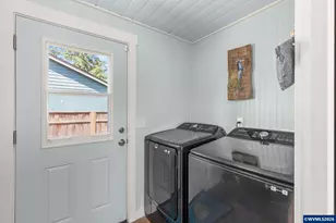 1385 Riverbend Rd NW, Salem, OR 97304 - Photo 36