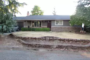 360 Cindy Ln NW, Mount Angel, OR 97362 - Photo 2