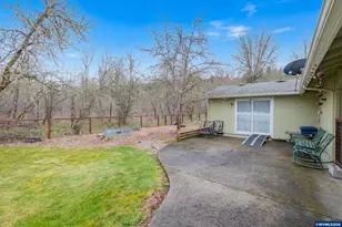 2990 Harding Ct, Sweet Home, OR 97386 - Photo 26
