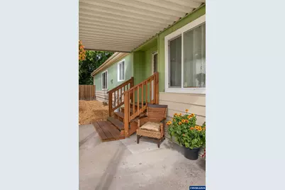 300 SE Goodnight #7 Av, Corvallis, OR 97333 - Photo 2
