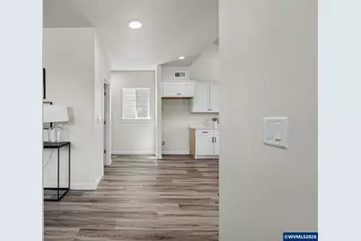 1511 11th St, Dallas, OR 97338 - Photo 2