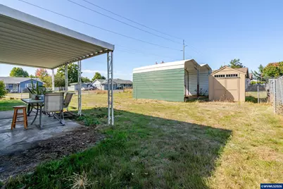885 W Carolina St, Lebanon, OR 97355 - Photo 18