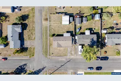 885 W Carolina St, Lebanon, OR 97355 - Photo 26