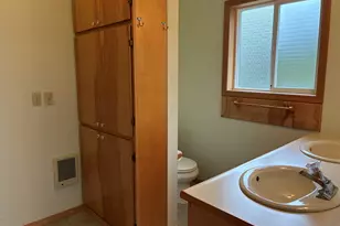 2701 NW Parker Ave, Waldport, OR 97394 - Photo 28