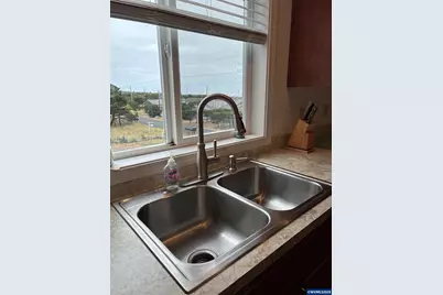 2701 NW Parker Av, Waldport, OR 97394 - Photo 34