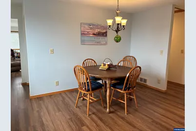 2701 NW Parker Av, Waldport, OR 97394 - Photo 38