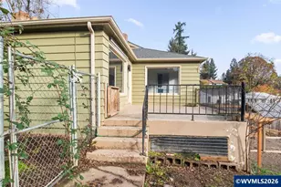 900 Cascade Dr NW, Salem, OR 97304 - Photo 38